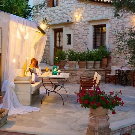 Anastasia Villa *