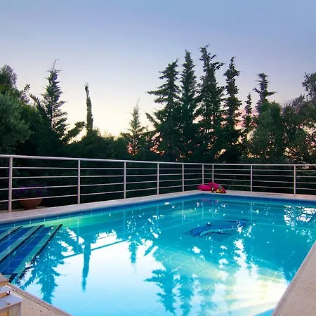 Anastasia Villa *