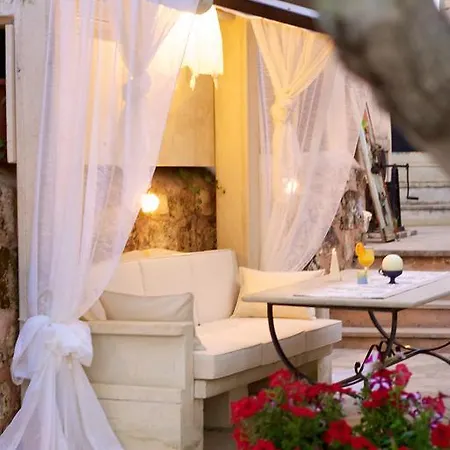 Anastasia Villa
